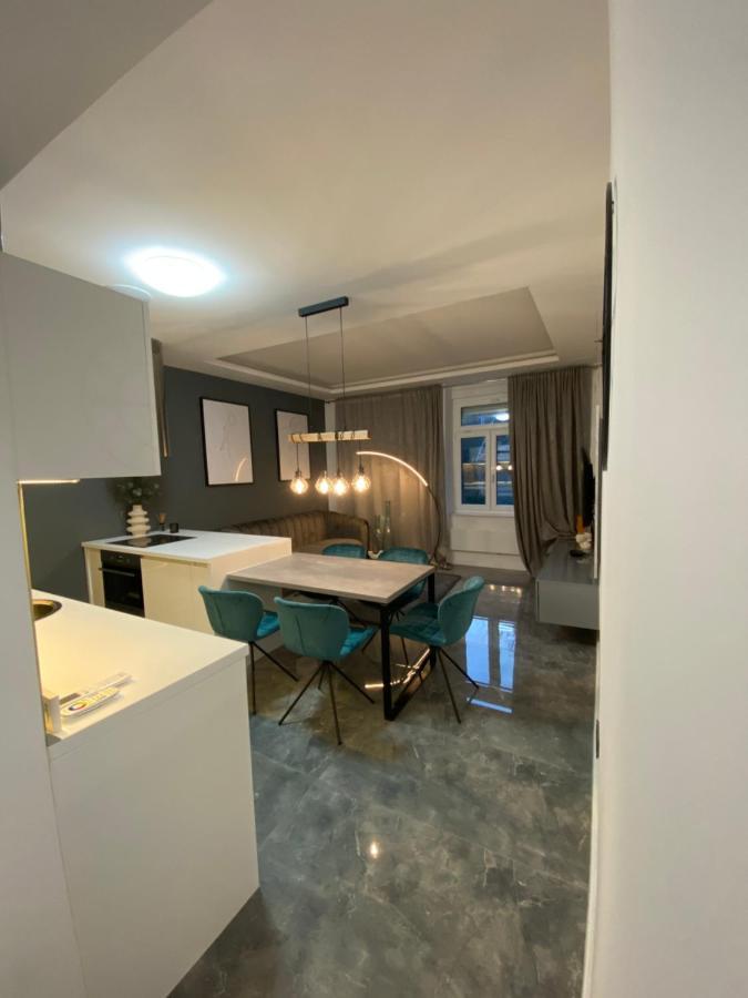Apartman Tinea Загреб Екстер'єр фото
